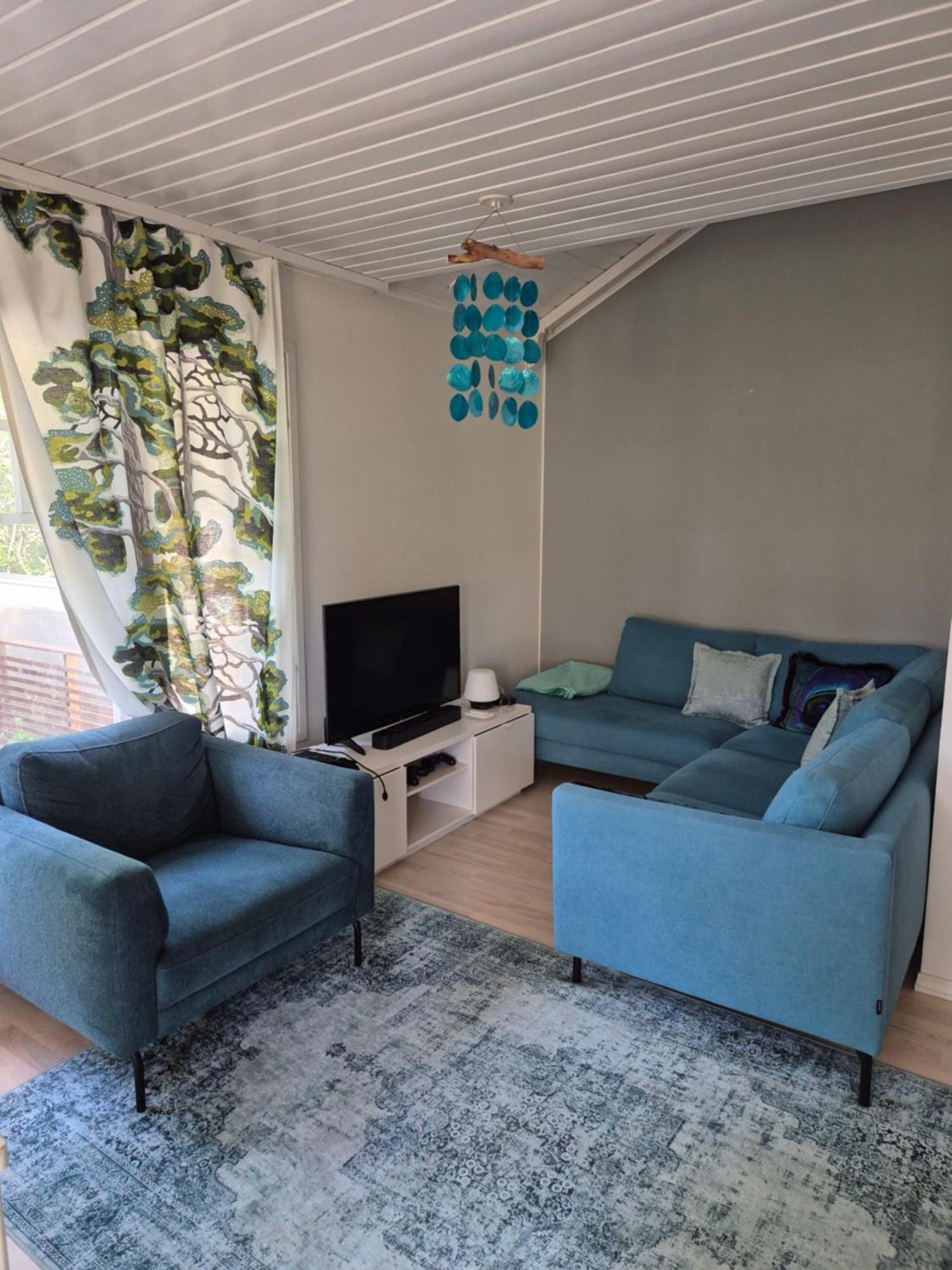 Mosahiisi Charming Poolside Getaway