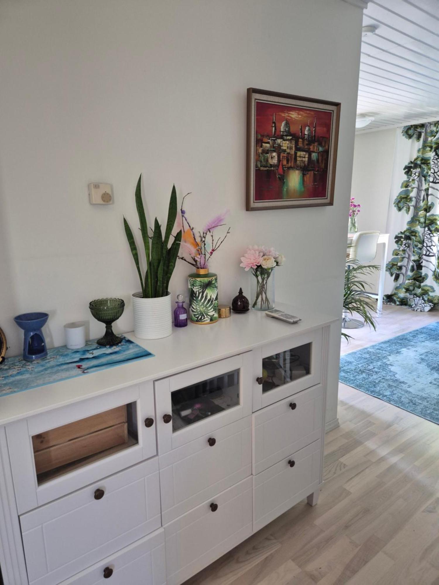 Mosahiisi Charming Poolside Getaway
